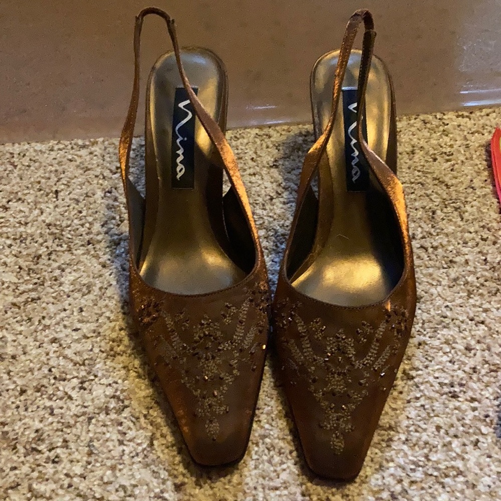 Brown embroidered shoes